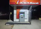 Sonipat में ATM चोरी की कोशिश नाकाम, चोरों ने Cutter से ATM को काटा!