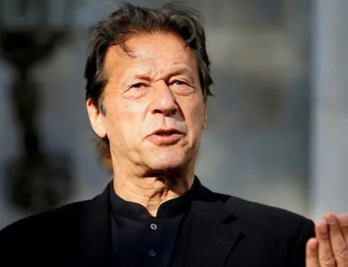 पाकिस्तान के पूर्व PM इमरान खान को 17 साल की सजा, बुशरा बीबी भी दोषी करार; ज्वेलरी गिफ्ट बना जेल की वजह