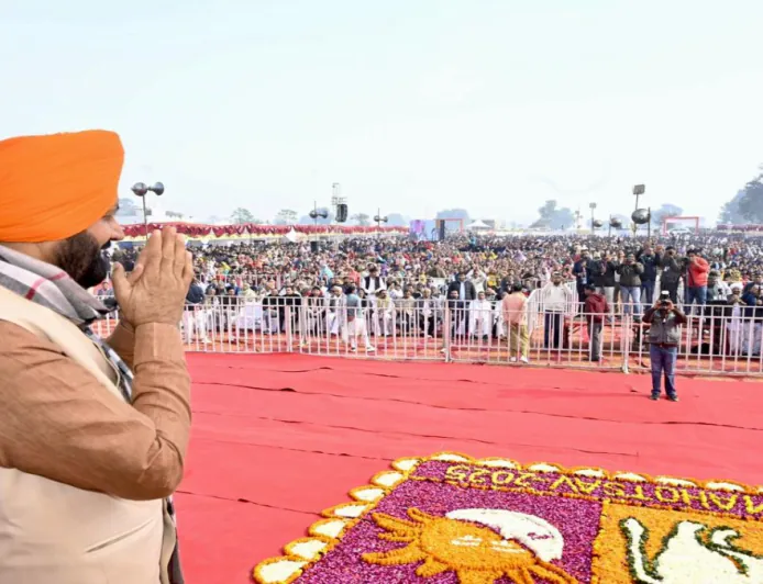 हिसार के राखीगढ़ी में 3-डी तकनीक से जीवंत होगा इतिहास:CM सैनी बोले- ये हमारी सभ्यता- संस्कृति और गौरवशाली अतीत का जीवंत उत्सव